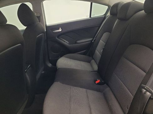 Used 2018 Kia Forte LX FWD image 18