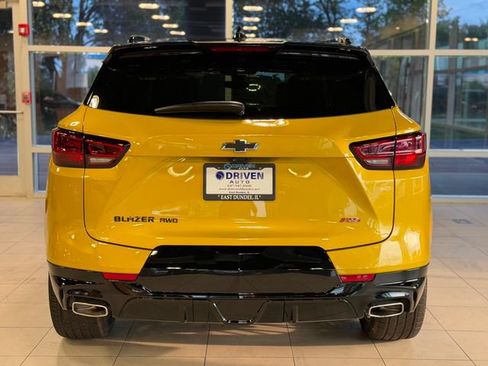 Used 2023 Chevrolet Blazer RS w/ Driver Confidence II Package AWD/4WD image 10