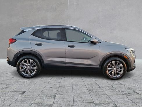 Used 2023 Buick Encore GX Essence w/ Experience Buick Package FWD image 4