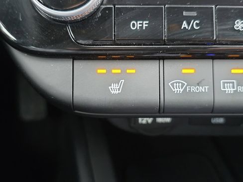 Certified 2024 Hyundai Elantra SEL w/ Convenience Package image 33