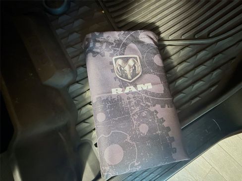 Used 2021 RAM 1500 Big Horn image 23