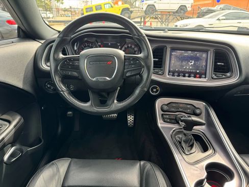 Used 2018 Dodge Challenger R/T Plus image 26