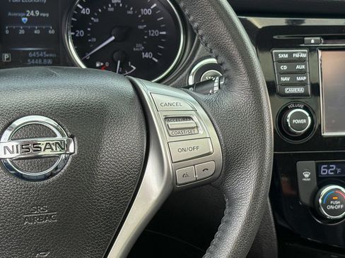 Used 2015 Nissan Rogue SL w/ SL Premium Package FWD image 20