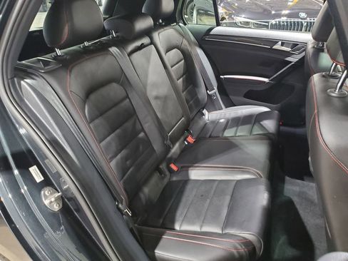 Used 2017 Volkswagen GTI SE image 20