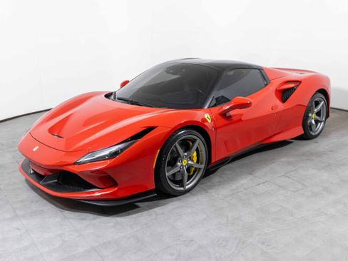 Certified 2023 Ferrari F8 Tributo image 9