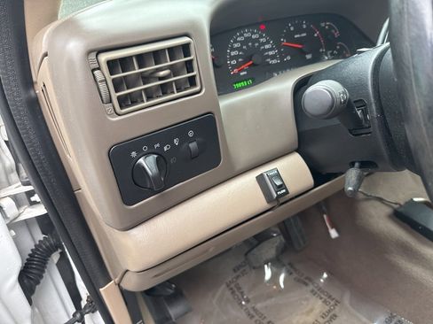 Used 2003 Ford F350 XLT image 14