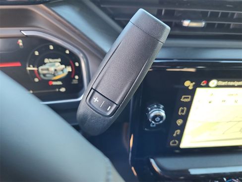 New 2026 GMC Sierra 2500 AT4 w/ AT4 Premium Plus Package image 14