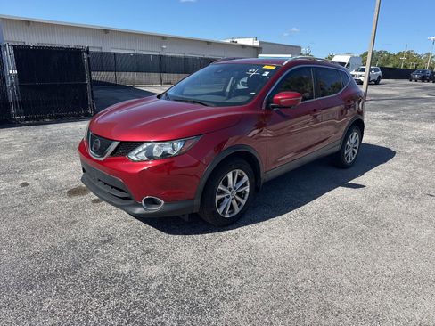 Used 2019 Nissan Rogue Sport SV w/ Technology Package image 5
