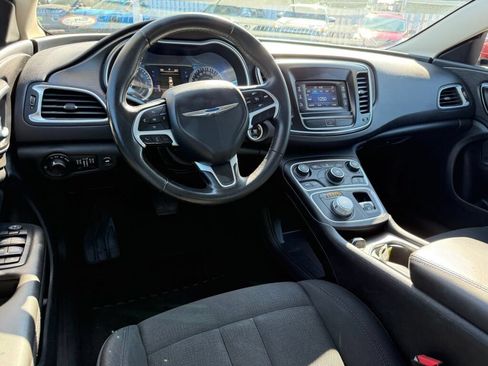 Used 2016 Chrysler 200 LX FWD image 20