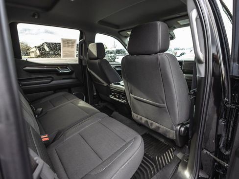 Used 2024 Chevrolet Silverado 1500 RST AWD/4WD image 33