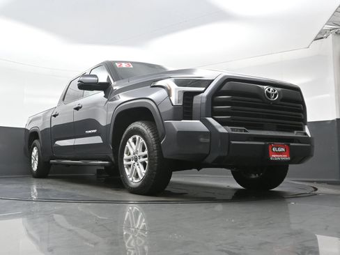 Used 2023 Toyota Tundra SR5 w/ SR5 Premium Package AWD/4WD image 27