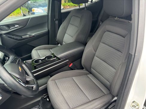 Used 2025 Chevrolet Equinox LT FWD image 22
