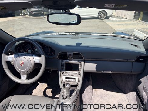 Used 2005 Porsche 911 Carrera RWD image 23