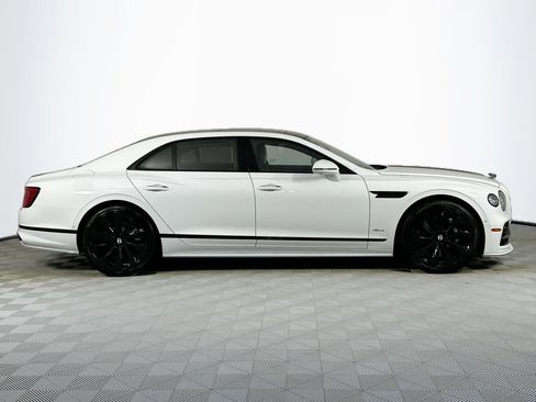 Used 2023 Bentley Flying Spur V8 AWD/4WD image 5