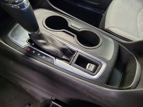Used 2019 Chevrolet Equinox LS FWD image 26