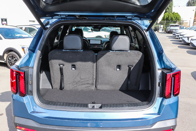 Certified 2025 Kia Sorento SX Prestige AWD/4WD image 27