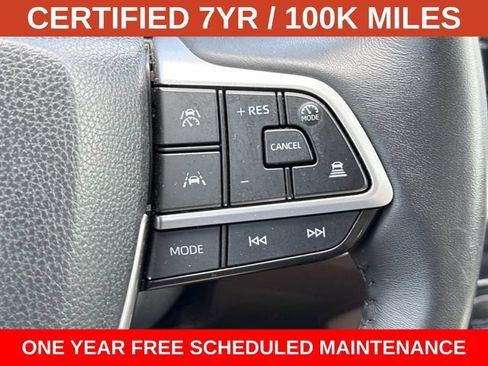Used 2025 Toyota Grand Highlander FWD image 23