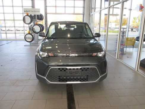 Used 2024 Kia Soul LX w/ Option Group 015 image 2