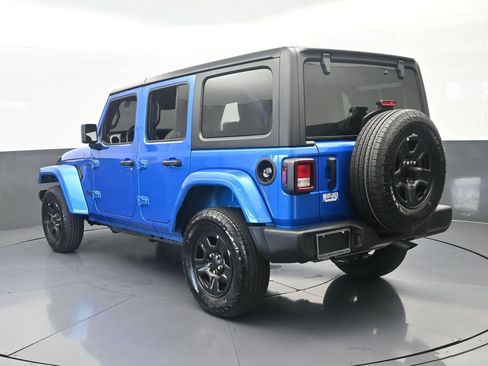 Used 2024 Jeep Wrangler Unlimited Sport AWD/4WD image 4