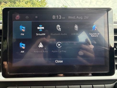 Used 2024 Hyundai Venue Limited FWD image 41