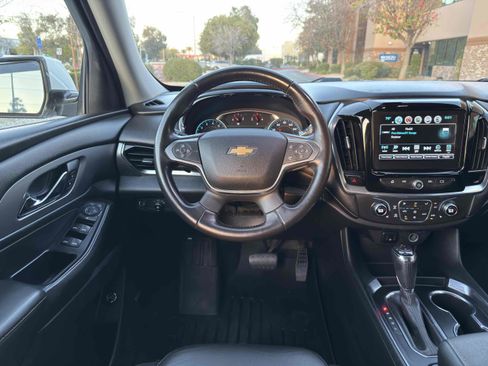 Used 2019 Chevrolet Traverse LT w/ LT Premium Package image 26
