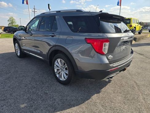 Used 2022 Ford Explorer King Ranch w/ Premium Technology Package AWD/4WD image 5