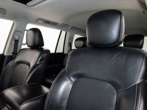 Used 2018 INFINITI QX80 4WD image 12