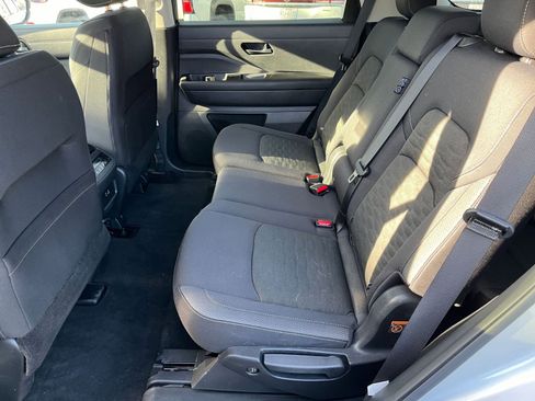 Used 2025 Nissan Pathfinder SV image 28