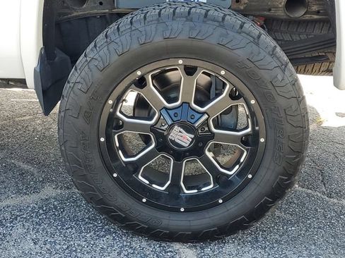 Used 2019 GMC Sierra 2500 Denali w/ Duramax Plus Package AWD/4WD image 31