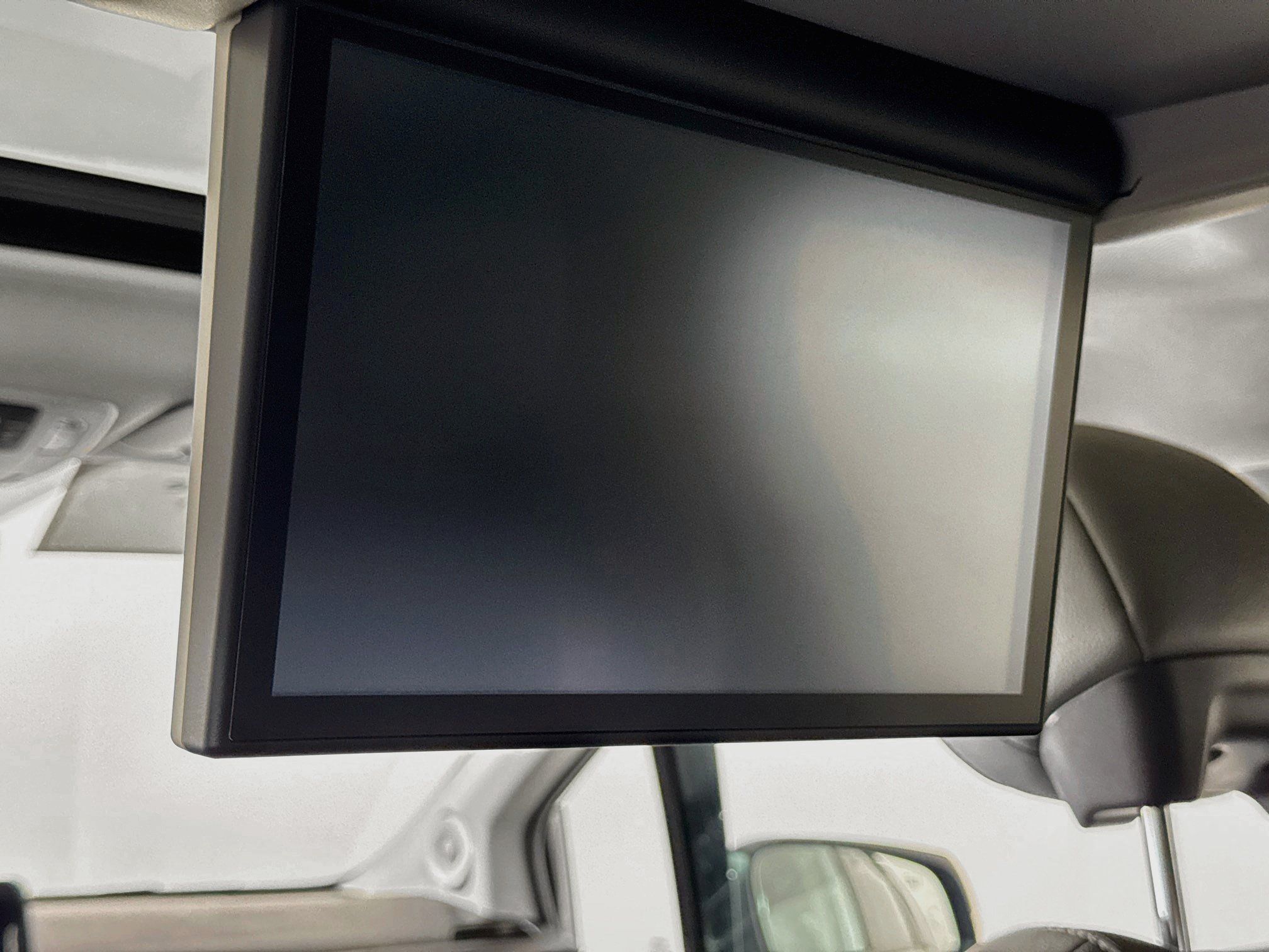 Certified 2023 Toyota Sienna Limited AWD/4WD image 30