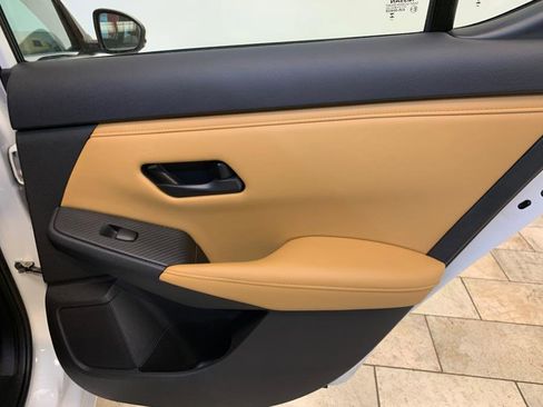 Used 2024 Nissan Sentra SV w/ SV Premium Package image 45