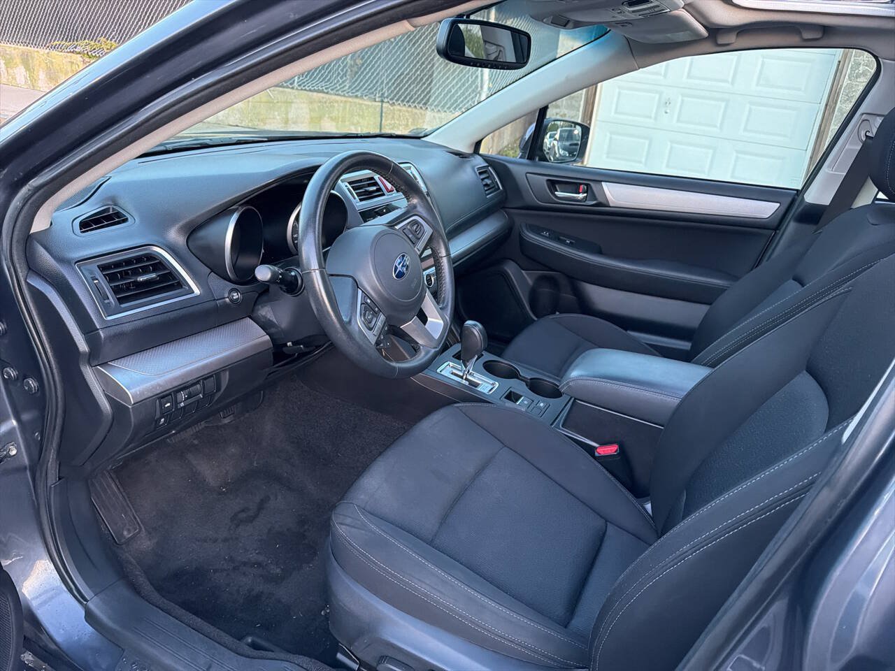 Used 2015 Subaru Legacy 2.5i Premium w/ Moonroof Package AWD/4WD image 15