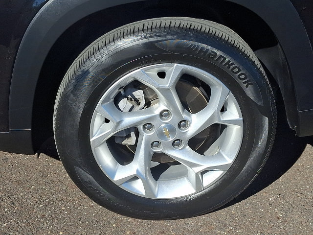 Used 2024 Chevrolet Trax LS w/ LS Convenience Package FWD image 10