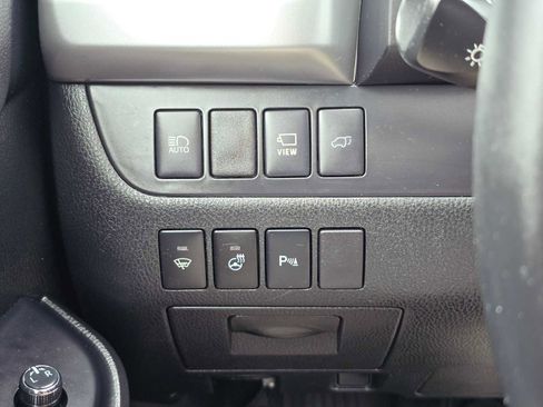 Used 2018 Toyota Highlander Limited Platinum AWD/4WD image 32