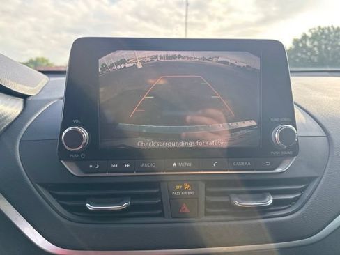 Used 2022 Nissan Altima 2.5 SV FWD image 34