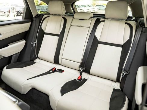 Used 2018 Land Rover Range Rover Velar S image 21