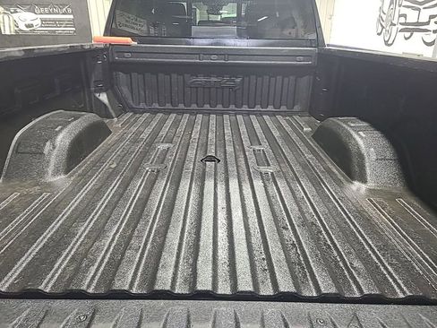 Used 2024 GMC Sierra 2500 AT4 w/ AT4 Premium Plus Package image 6