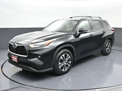 Certified 2021 Toyota Highlander XLE