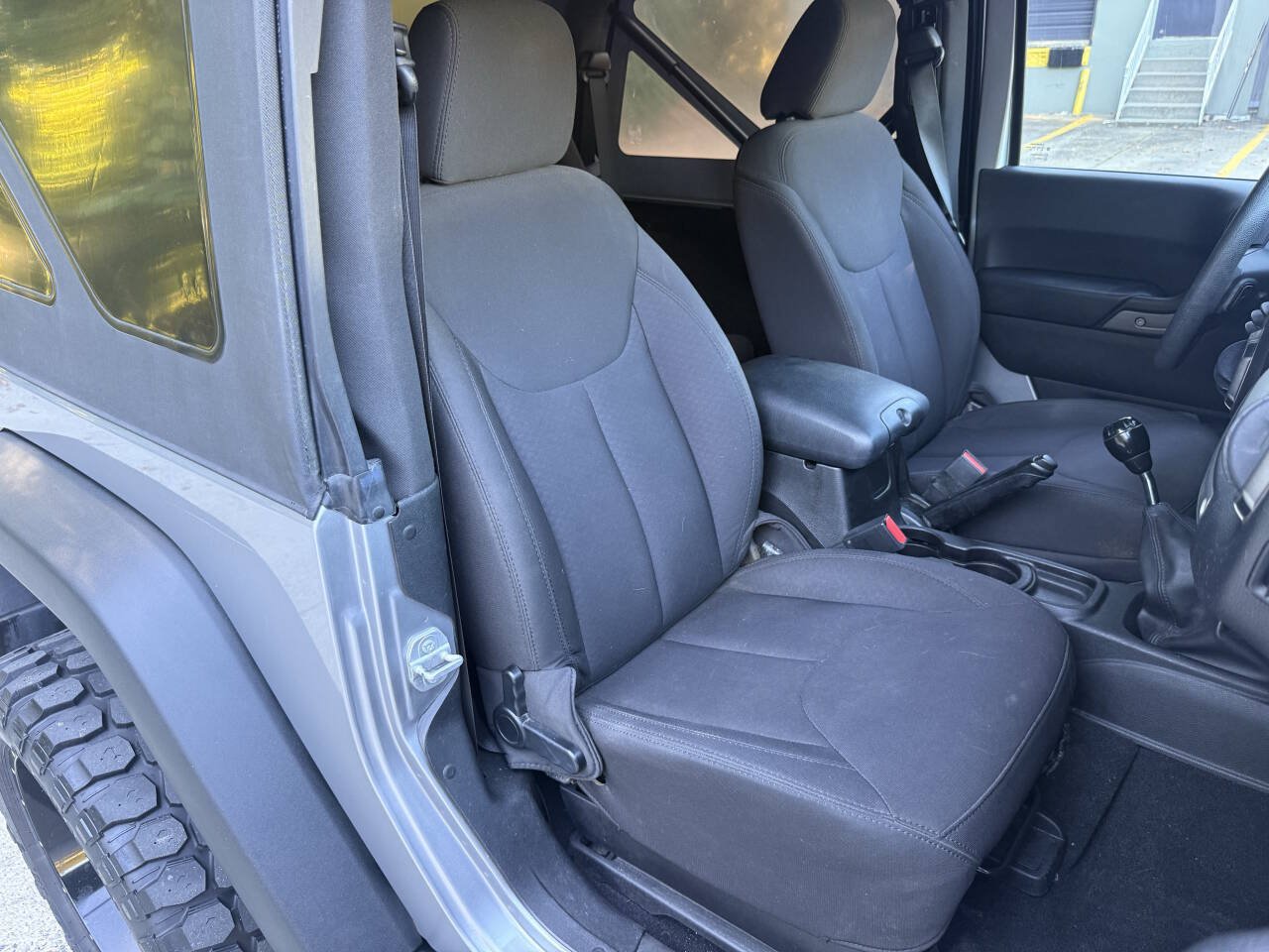 Used 2015 Jeep Wrangler Sport AWD/4WD image 13
