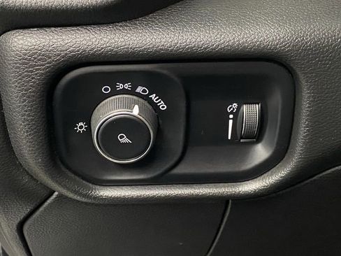 Used 2022 RAM 2500 Big Horn image 23