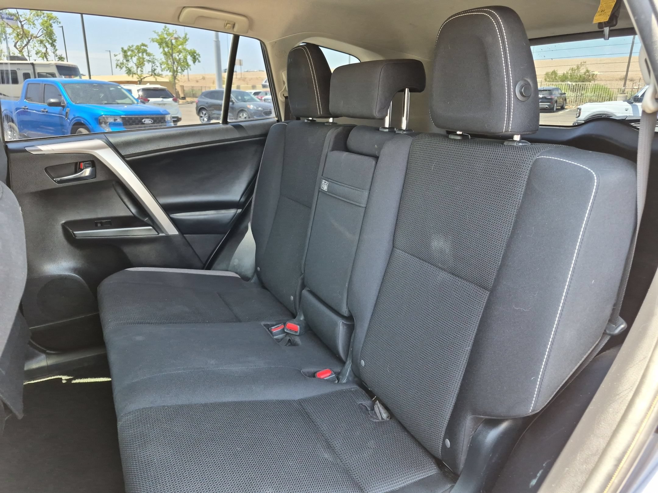 Used 2017 Toyota RAV4 XLE w/ Convenience Package AWD/4WD image 24