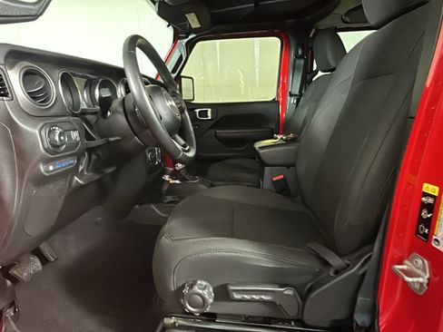 Used 2023 Jeep Wrangler Unlimited w/ Cold Weather Group AWD/4WD image 13
