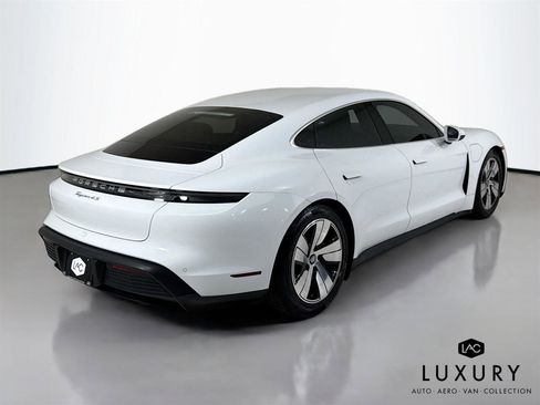 Used 2023 Porsche Taycan 4S image 6