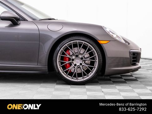 Used 2017 Porsche 911 Carrera 4S AWD/4WD image 33