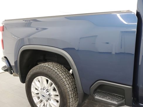 Used 2021 Chevrolet Silverado 2500 High Country w/ Z71 Off-Road Package image 31