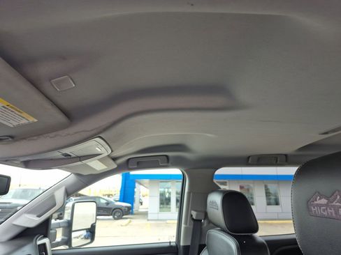 Used 2018 Chevrolet Silverado 3500 High Country w/ Duramax Plus Package image 21