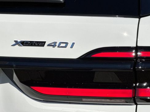 New 2026 BMW X7 xDrive40i w/ M Sport Package image 34