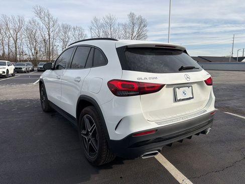 Used 2022 Mercedes-Benz GLA 250 4MATIC image 3