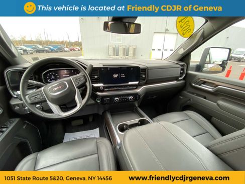 Used 2024 GMC Sierra 2500 SLT w/ SLT Premium Package image 12