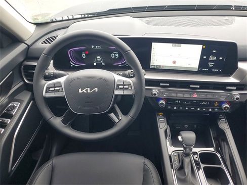 New 2025 Kia Telluride S image 19